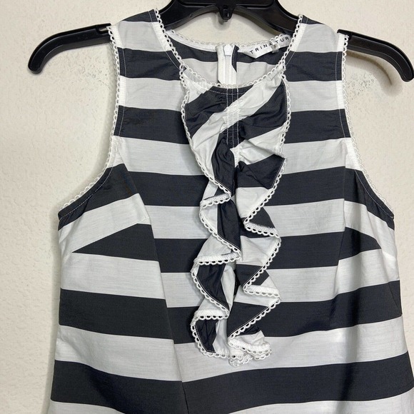 Trina Turk Evergreen Black and White Striped Ruffle Front Top Sz XS - Picture 4 of 9